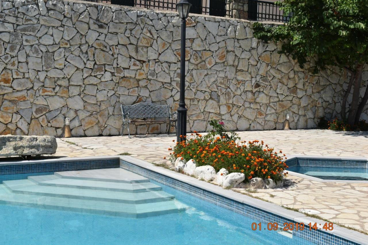 Estate Dafnopanagia Villa Magda Asprogerakata Екстериор снимка