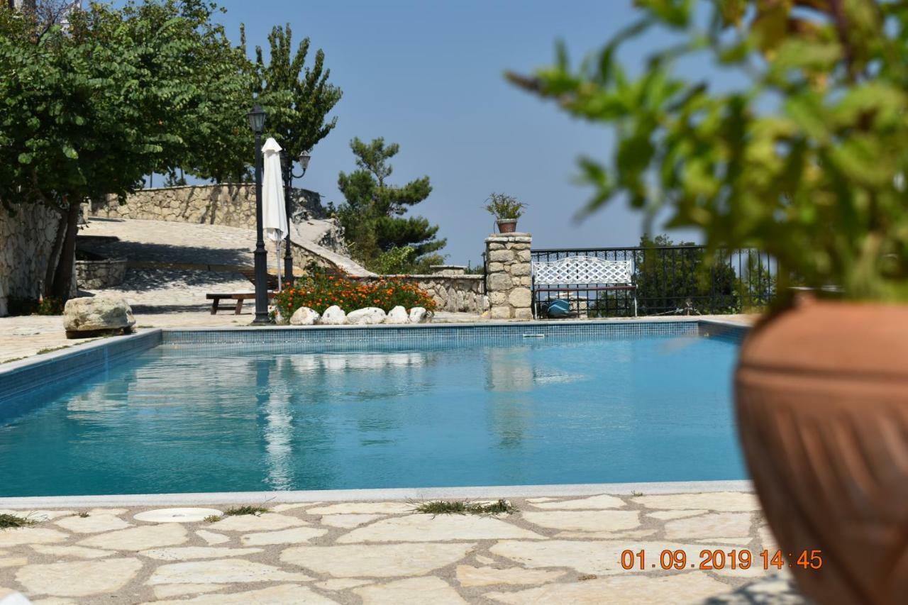 Estate Dafnopanagia Villa Magda Asprogerakata Екстериор снимка